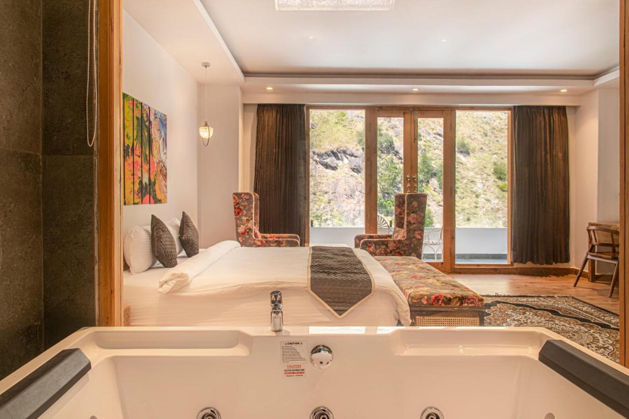 Echor Palm Bliss Riverside Resort & Spa Kasol Exterior foto